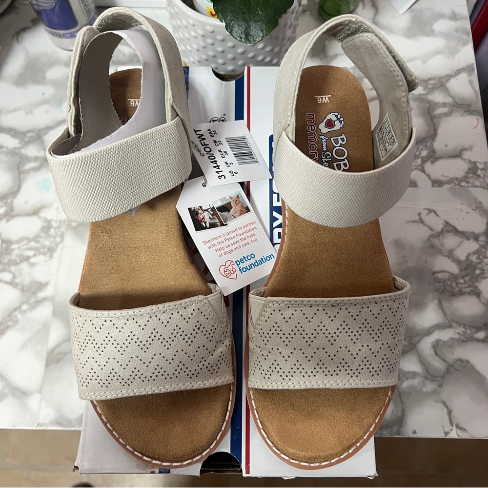 Sketchers Bobs Sandals Desert Kiss